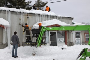 Rooftop Snow Removal